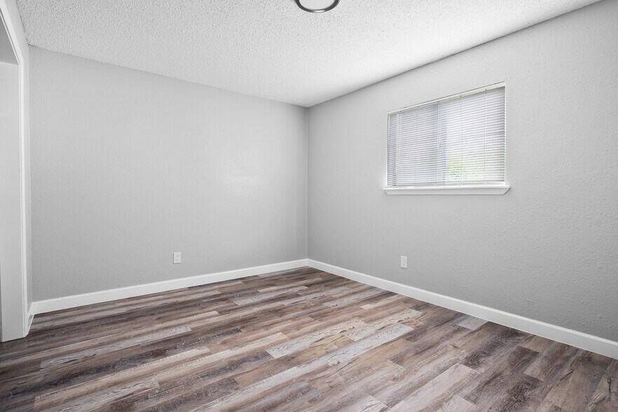 More Photos Of 10518 Heizer Dr, Corpus Christi Apartments For Sale