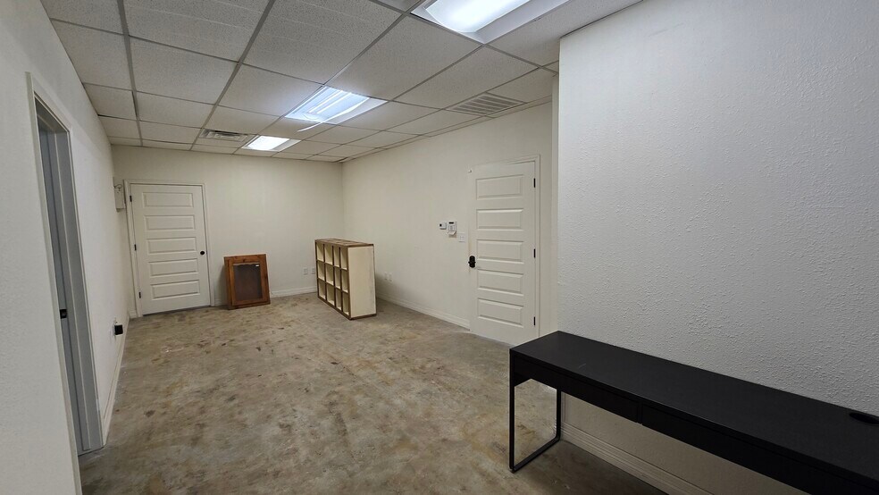 More Photos Of 12 S 4th St, Temple General Retail For Sale