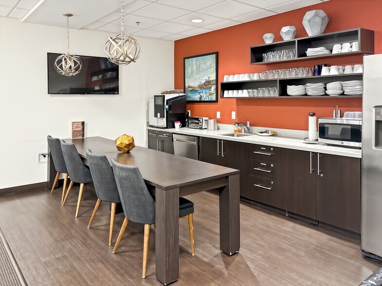 More Photos Of 1220 Main St, Vancouver Coworking Space