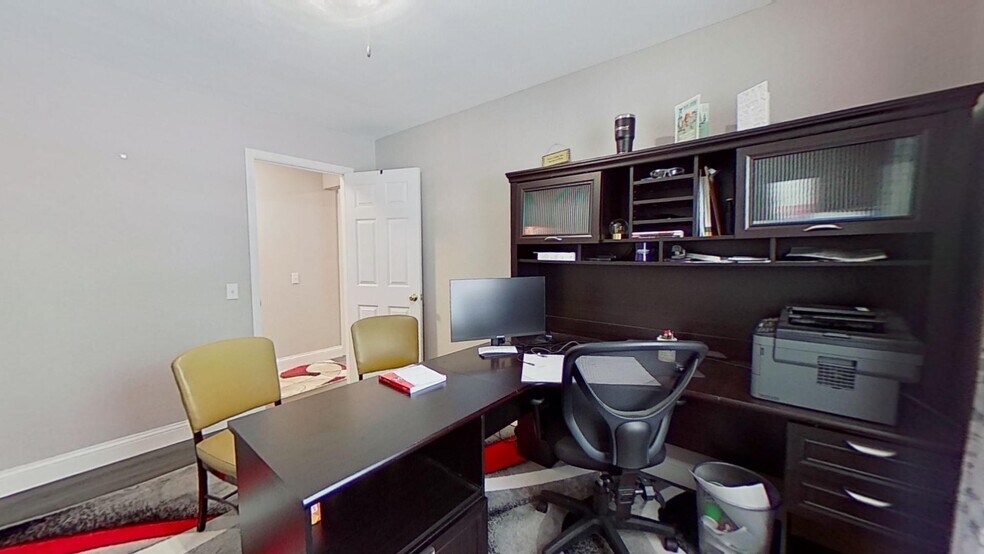 More Photos Of 616 S Sturgeon St, Montgomery City Office Residential For Sale