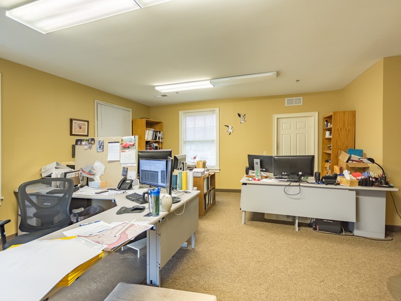 More Photos Of 710 Latta Rd, Rochester Office For Sale