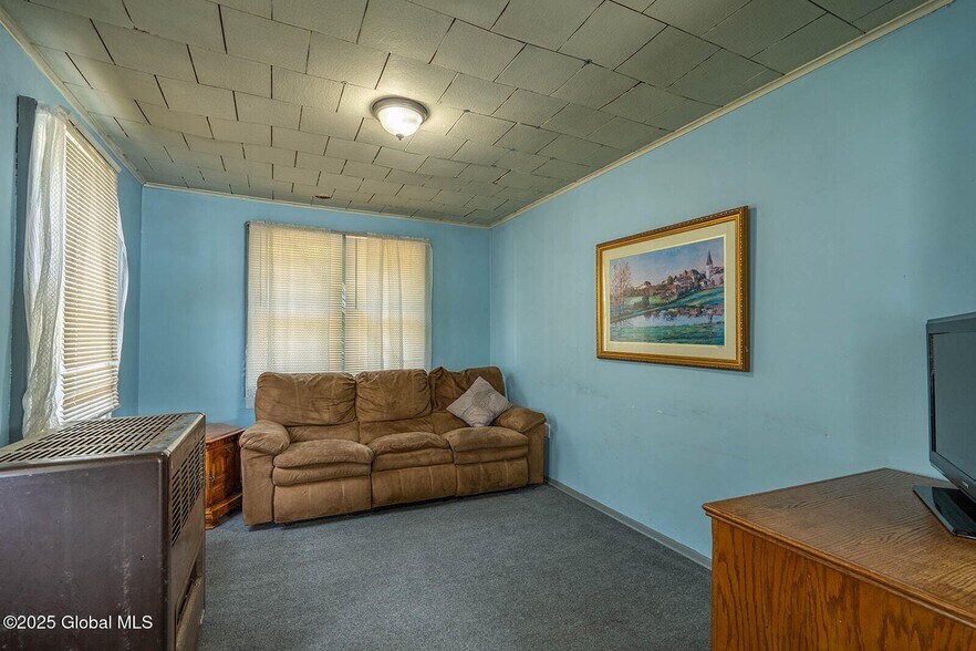 More Photos Of 4140 County Route 48, Argyle Specialty For Sale