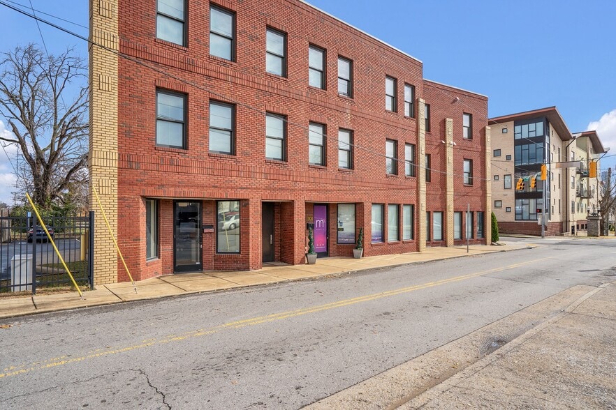 More Photos Of 946 Jefferson St, Nashville Office For Lease