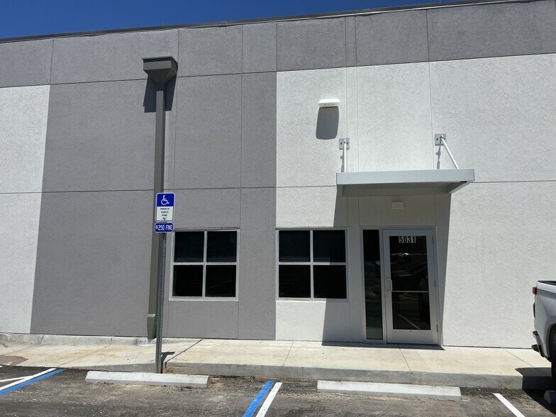 More Photos Of 5031 Commerce Park Cir, Pensacola Warehouse For Lease