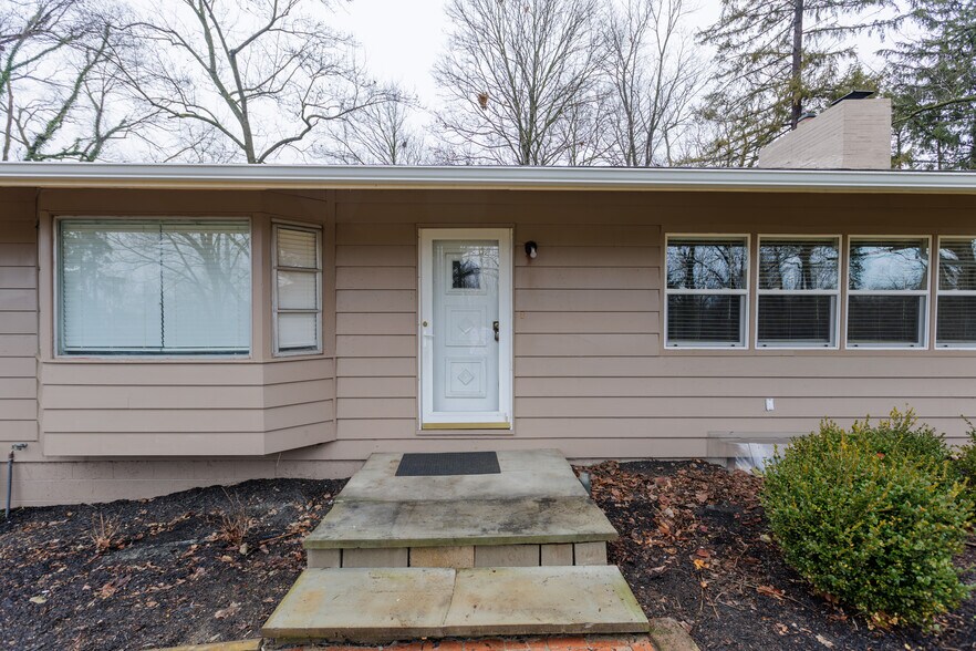 More Photos Of 4577 Olentangy River Rd, Columbus Apartments For Sale
