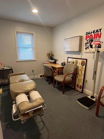 More Photos Of 825 Philadelphia Rd, Easton Medical For Sale