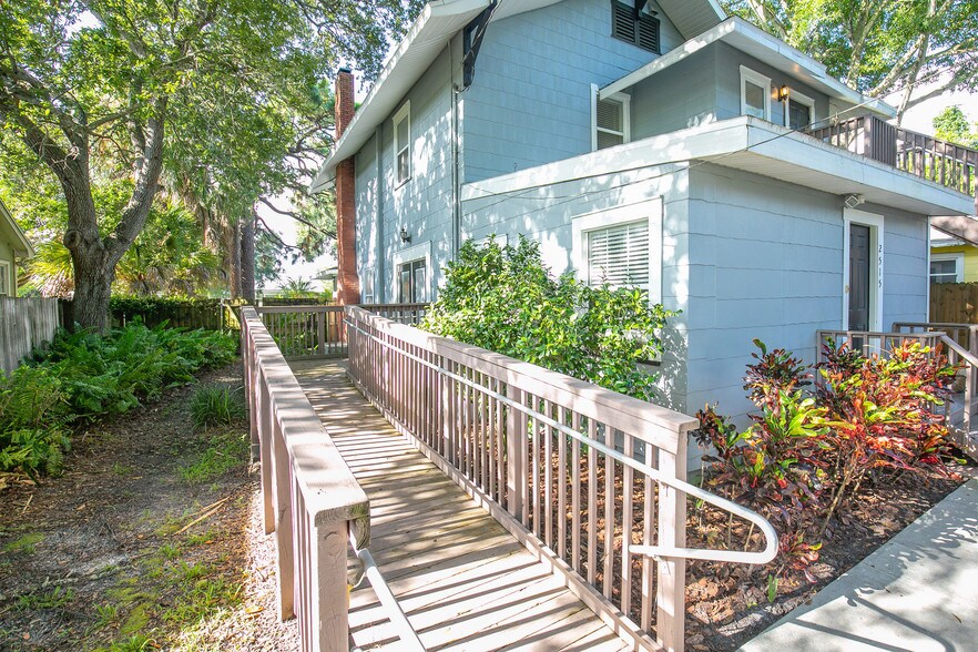 More Photos Of 2515 1st Ave N, Saint Petersburg Office Residential For Sale