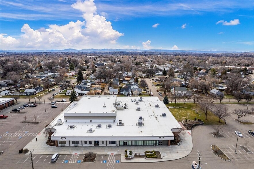 More Photos Of 312 3rd St S, Nampa Storefront Retail Office For Sale