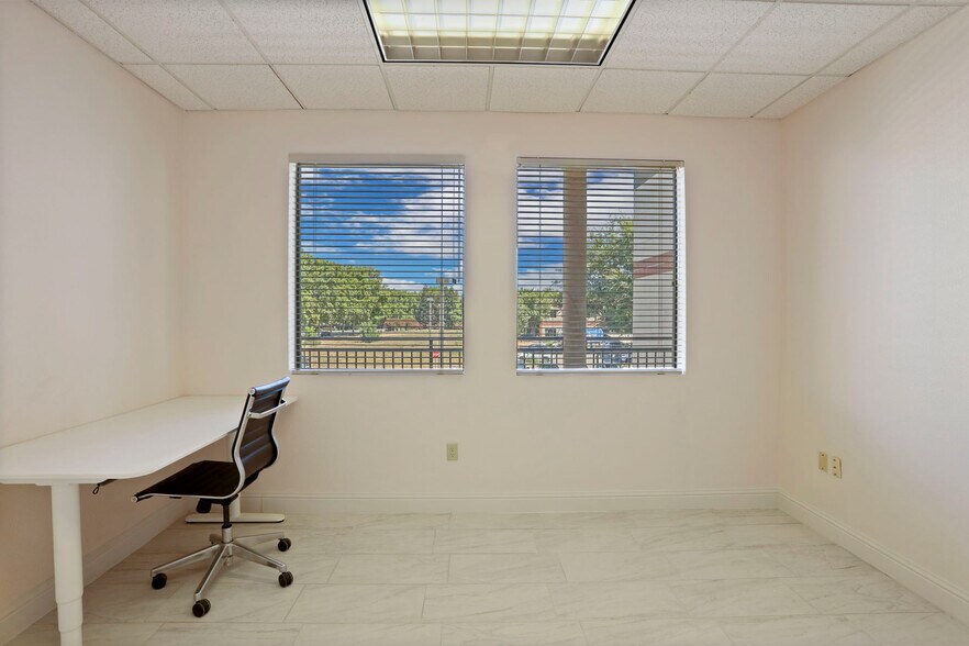More Photos Of 3133 W March Ln, Stockton Medical For Lease