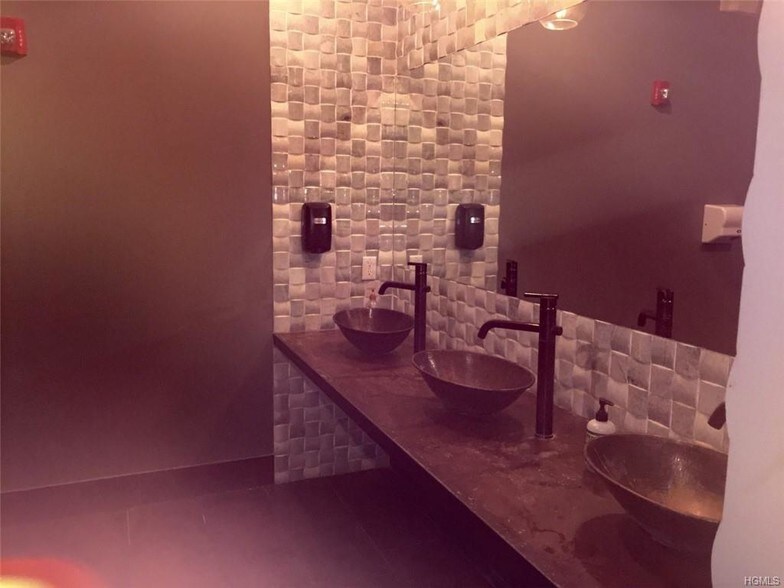 More Photos Of 65 Main St, Nyack Restaurant For Lease