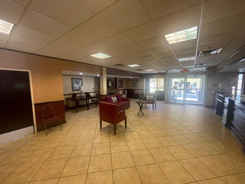 More Photos Of 1700 US-280, Phenix City Hotel For Sale