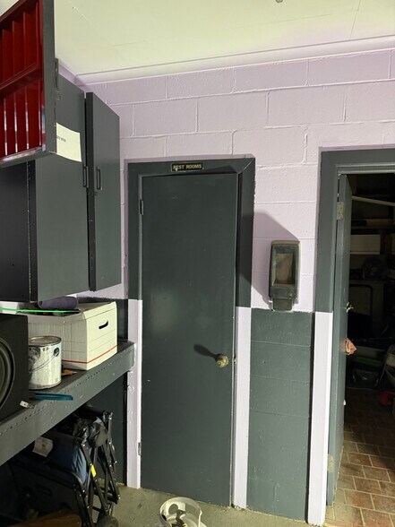 More Photos Of 1101 Sand Bar Ferry rd, Beech Island Auto Repair For Sale