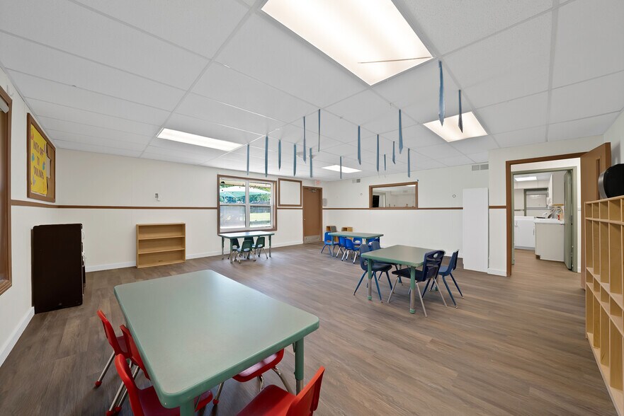 More Photos Of 130 S Moore Rd, Coppell Daycare Center For Sale