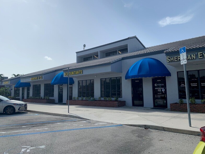 More Photos Of 9866 W Sample Rd, Coral Springs Storefront Retail Office For Lease
