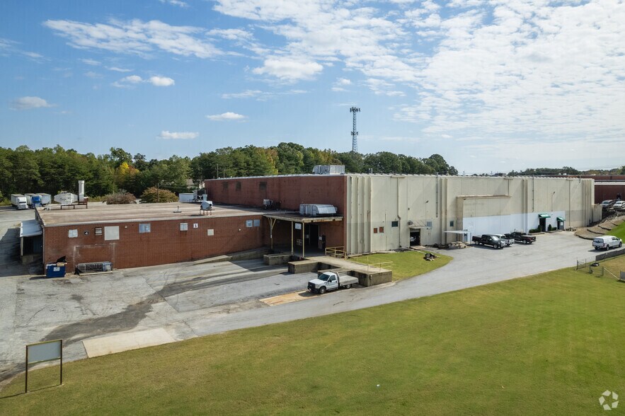 More Photos Of 1801 Rutherford Rd, Greenville Light Manufacturing For Lease