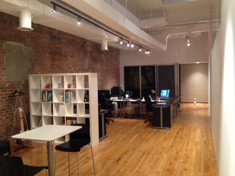 More Photos Of 516 3rd St, Des Moines Office For Lease