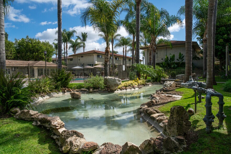 More Photos Of 861 S Glencliff St, La Habra Apartments For Sale