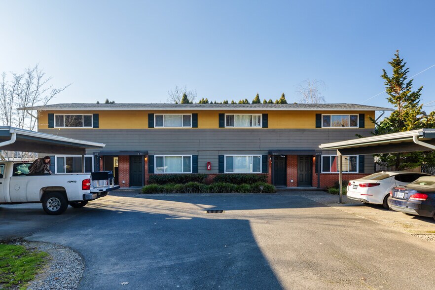 Primary Photo Of 3925-3967 Lancaster Dr, Salem Multifamily For Sale
