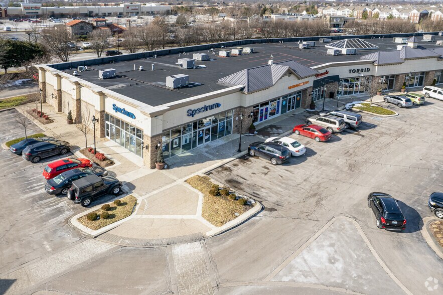 More Photos Of 1960-1984 Pavillion Way, Lexington Unknown For Lease