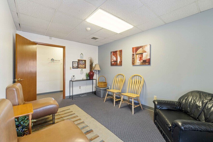 More Photos Of 13049 Frankstown Rd, Pittsburgh Medical For Sale