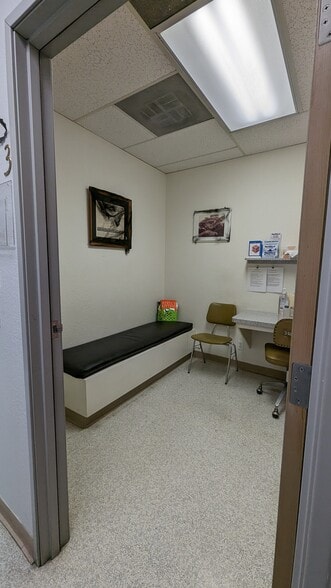 More Photos Of 8301 Florence Ave, Downey Office For Lease