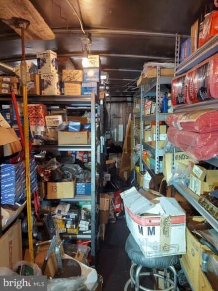 More Photos Of 120 E Market St, Hallam Auto Repair For Sale