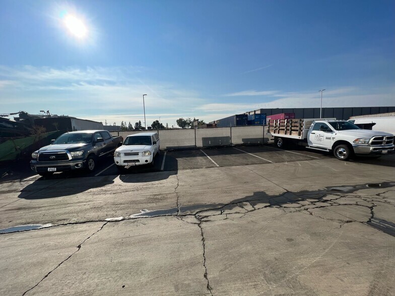 More Photos Of 14640 Industry Cir, La Mirada Warehouse For Sale