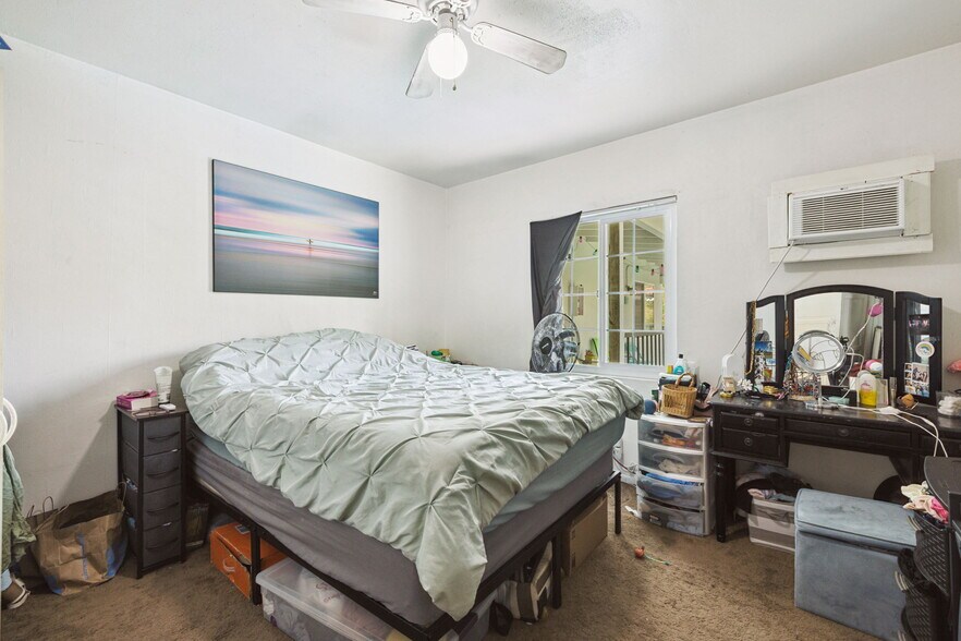 More Photos Of 1674 S Via Salida, Palm Springs Apartments For Sale