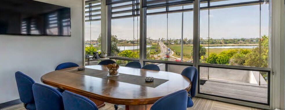 More Photos Of 2333 State St, Carlsbad Medical For Lease