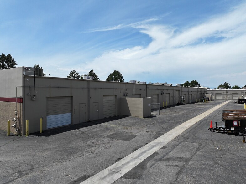 More Photos Of 5475 Peoria St, Denver Light Manufacturing For Lease