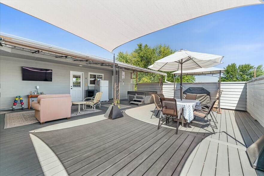 More Photos Of 2937 Merriman Rd, Medford Storefront Retail Residential For Sale
