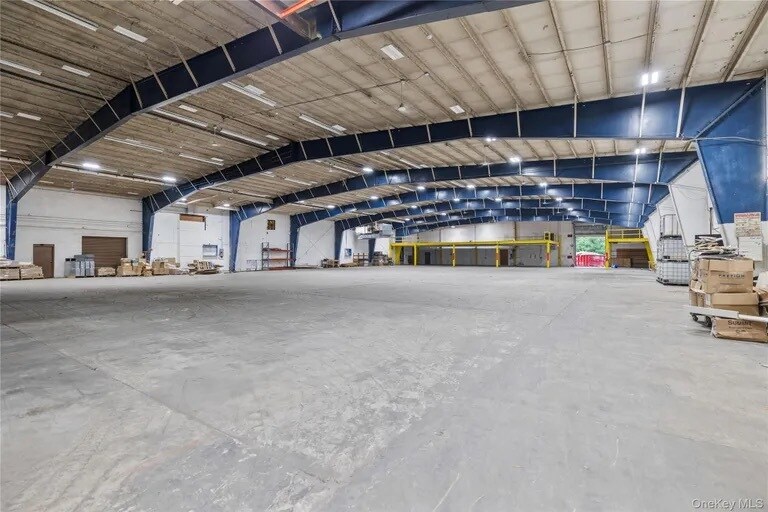 More Photos Of 380 NY-210, Stony Point Warehouse For Lease