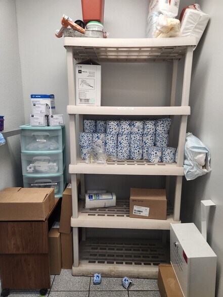 More Photos Of 8751 N 30th St, Tampa Medical For Lease