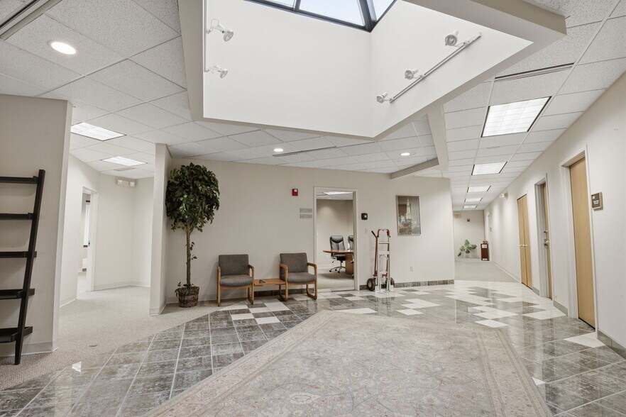 More Photos Of 24610 Detroit Rd, Westlake Office For Sale