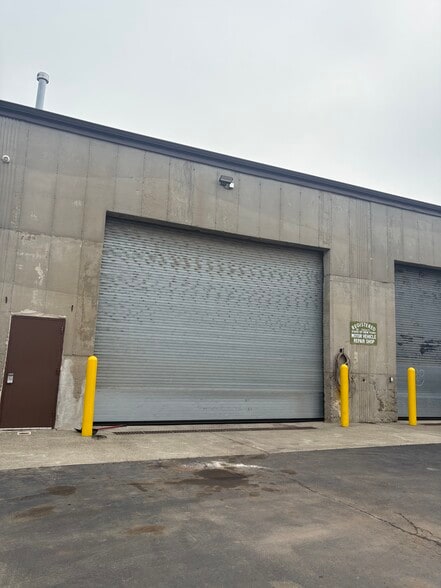More Photos Of 436 Spencer St, Staten Island Warehouse For Sale