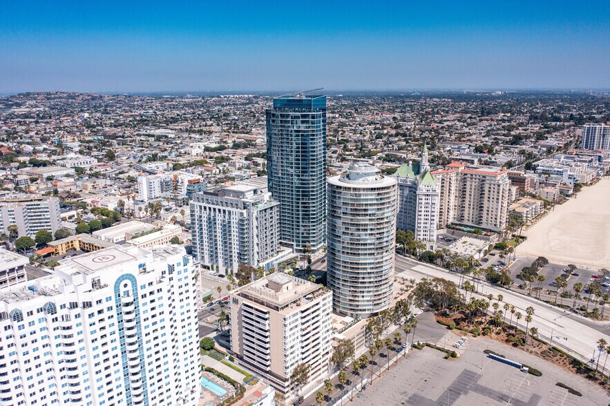 More Photos Of 777 E Ocean Blvd, Long Beach Apartments For Lease