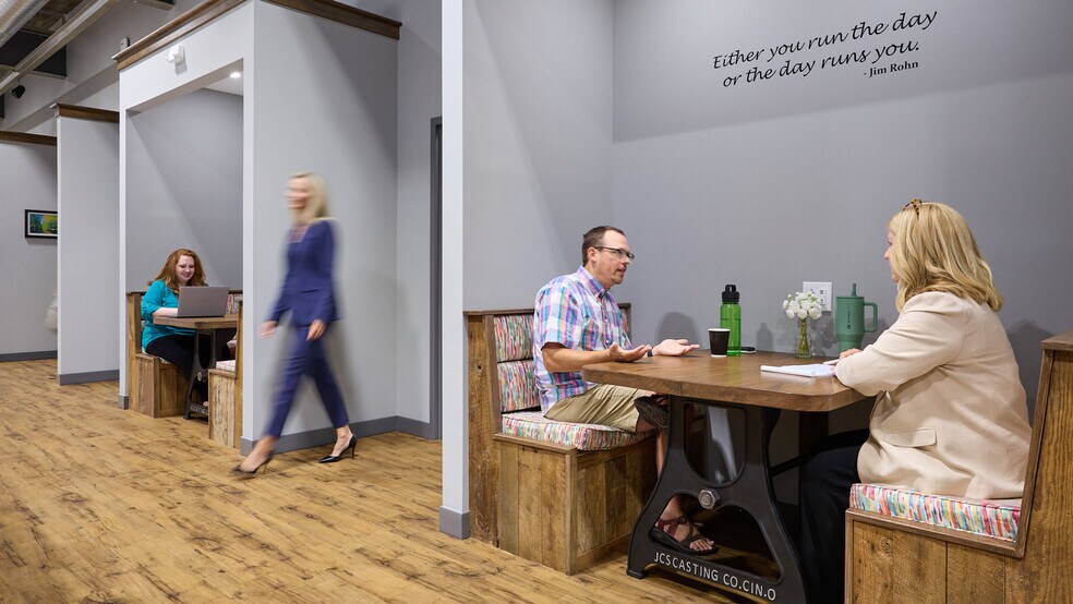 More Photos Of 190 Virginia St, Mount Airy Office For Sale