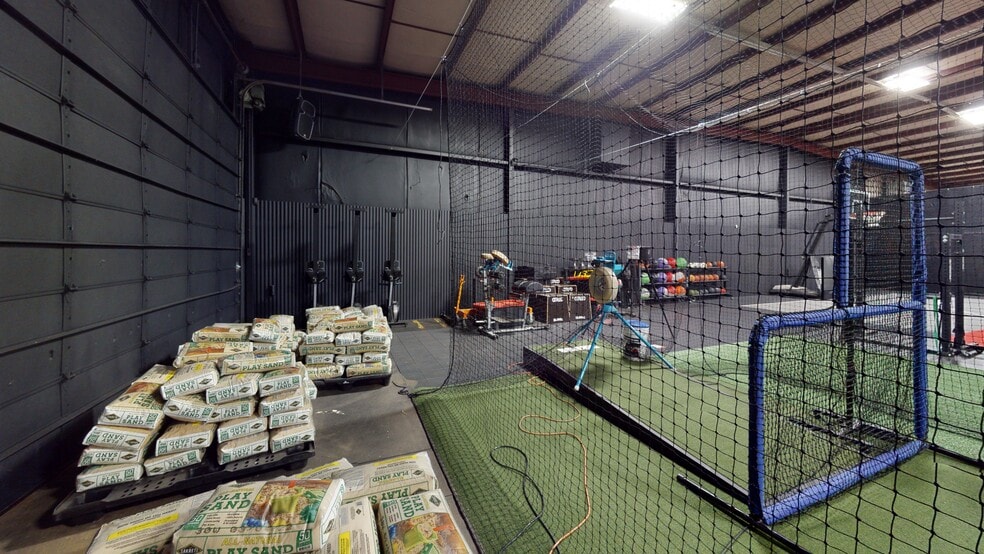 More Photos Of 3990 Sam Wilson Rd, Charlotte Warehouse For Lease