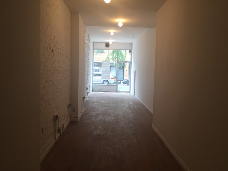 More Photos Of 42 Avenue B, New York Apartments For Lease