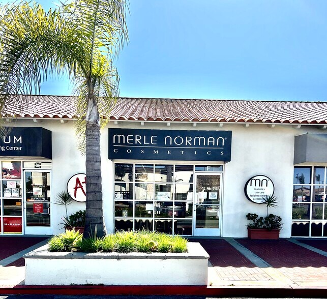 More Photos Of 1190-1198 Pacific Coast Hwy, Seal Beach Freestanding For Lease