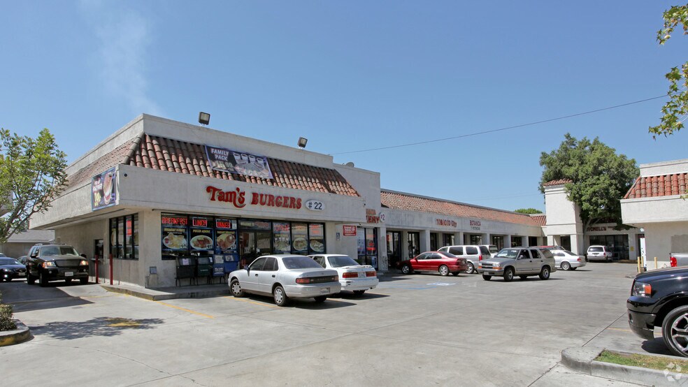 Primary Photo Of 8428-8456 Alondra Blvd, Paramount Unknown For Lease