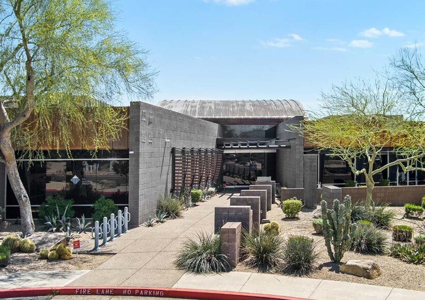 More Photos Of 17785 N Pacesetter Way, Scottsdale Office For Sale