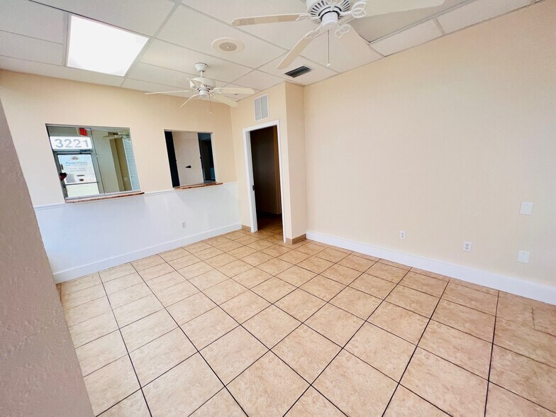 More Photos Of 3221 Tamiami Trl, Port Charlotte Medical For Lease