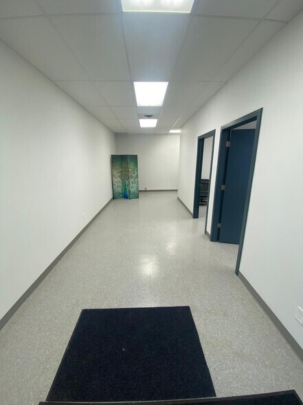 More Photos Of 9204-9240 27 Av NW, Edmonton Flex For Sale