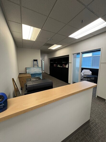 More Photos Of 6630 Surrey St, Las Vegas Warehouse For Sale