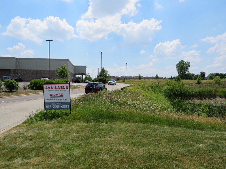More Photos Of Weber Rd & Carillon Dr, Romeoville Land For Sale