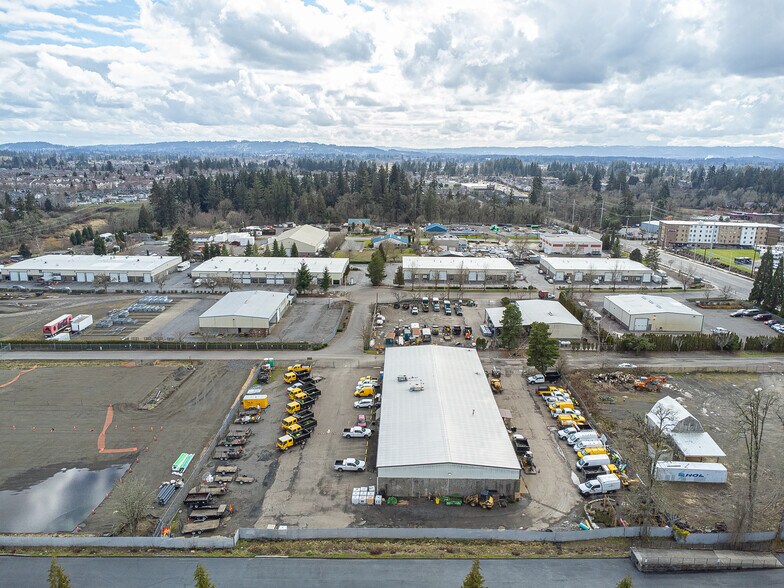 More Photos Of 1800 NE Cornelius Pass Rd, Hillsboro Warehouse For Lease