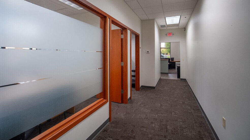 More Photos Of 7389 Airport View Dr SW, Rochester Office For Lease