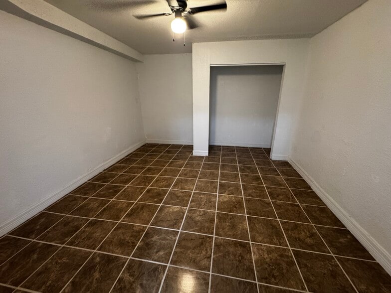 More Photos Of 11601 Valle Bajo Rd, Socorro Apartments For Sale