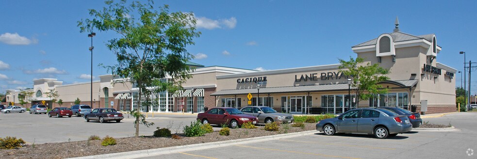 More Photos Of 784-820 Willard Dr, Green Bay Unknown For Lease